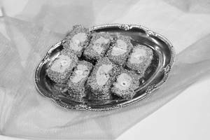 Chocolate Df Gajjak 500gm/pkt
