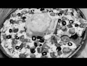 Peppy paneer pizza