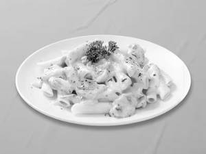 White Sauce Pasta