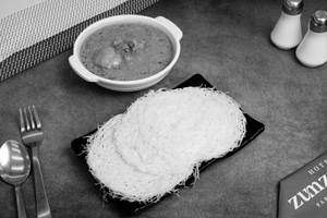 Idiyappam (3pc) With Chicken Curry
