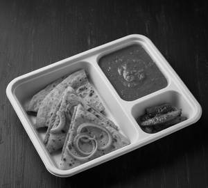 1 Pyaaz Paratha + Gravy+ Achar [Box]