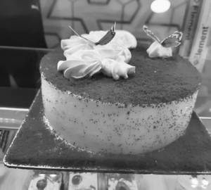 Red Velvet with Cream Cheese Frosting cake [ 500 GM ]