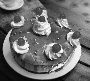 Strawberry cake