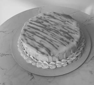 White Forest Cake [ 7 Inch ]