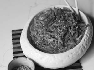 Burnt Garlic Noodles (300 Gm)