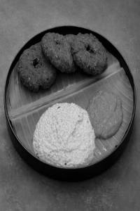 Alasanda Vada (3pc)