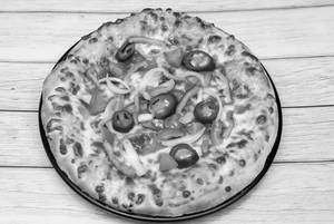 Garden delight pizza