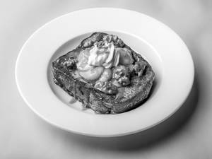 Banana Caramel & Walnut French Toast