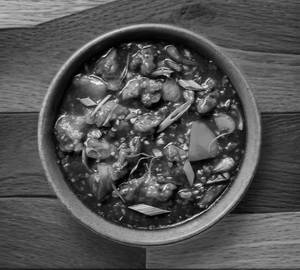 Chilli Chicken [Gravy](8)pcs