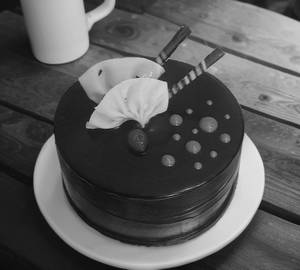 Eggless Chocolate Truffle Cake [500 G]