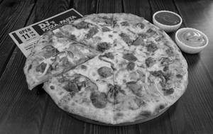 Chicken Tika Tika Pizza