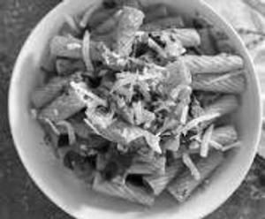 White sauce pasta