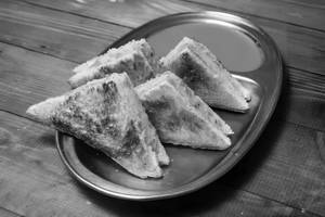 Aloo Bhaji Toast Sandwich