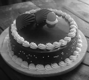 Eggless Chocolate Truffle Cake