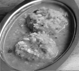 Sambar Vada