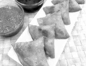 Gobhi Samosa@per pcs