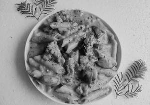 Pink sauce penne pasta