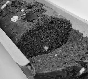 Almond Chocolate Tea Cake - 250 Gms