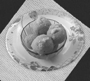 Bellam Laddu [500Gm ]