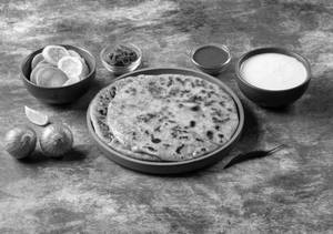 Vegan Aloo Pyaz Parantha