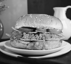 Chicken shawarma burger
