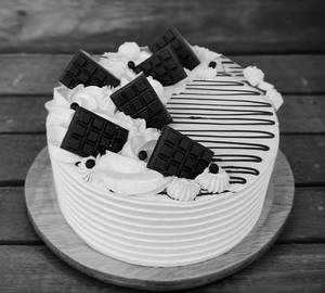 Eggless choco vanilla cake