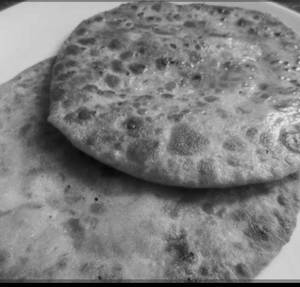 Pyaj Paraantha 2pess 