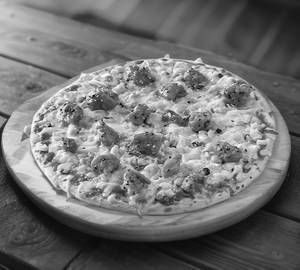 Chicken corn pizza