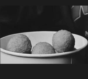 American cheese ball