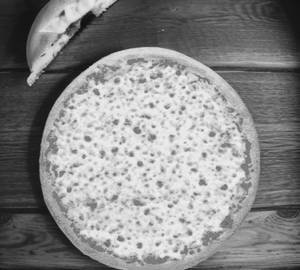 Classic pizza
