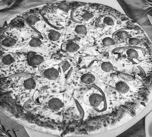 Veg manchurian pizza