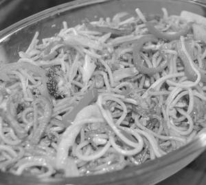 Egg chilli garlic noodles