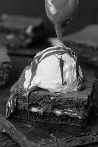 Nutella Brownie With Vanilla