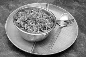 Schezwan Veg Noodles