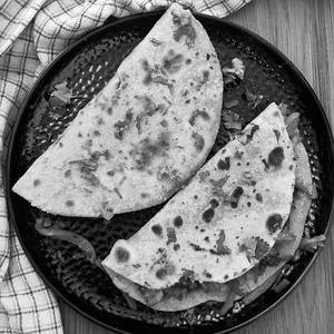 Desi Chicken Quesdilla