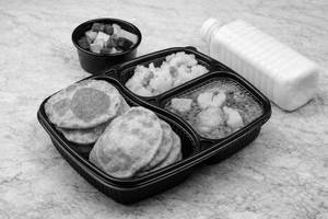 Gujarati Puri Sabji Combo/bowl Thali