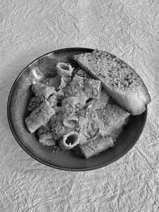 Hot Basil Rigatoni