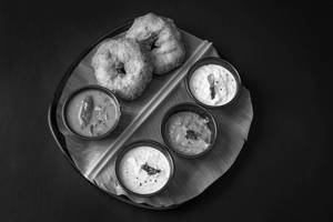 Medu Wada (2pcs)