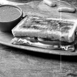 Hot Mayo Paneer Grilled Sandwich