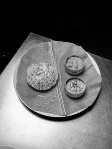 Rava Idli [1 Piece]