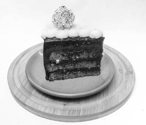 Chocolate Pastry [1 Slice]