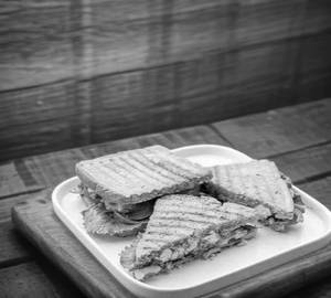 Tandoori Paneer Sandwich [Regular]
