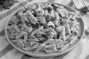 White sauce pasta