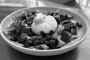 Burrata & Beetroot 