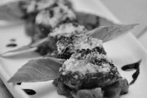 Baked Mushrooms with Feta & Red Peppers 