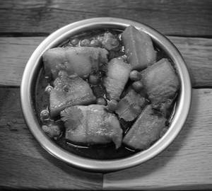 Pork curry