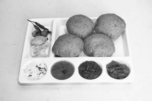 Puri Kachori Platter