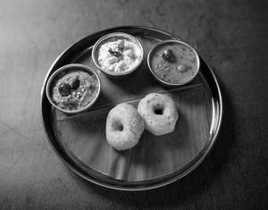 Vada (2 Pcs)