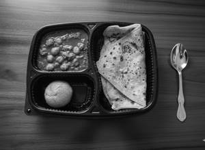 Dal Makhni Paratha Meal