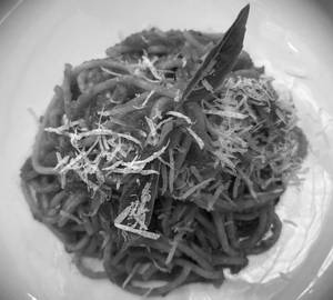 Spaghetti in Fresh Tomato Sauce